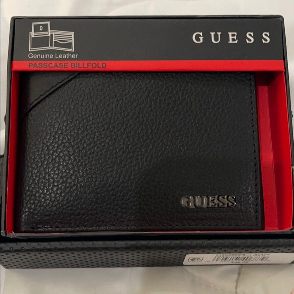 NEW MENS GUESS WALLET